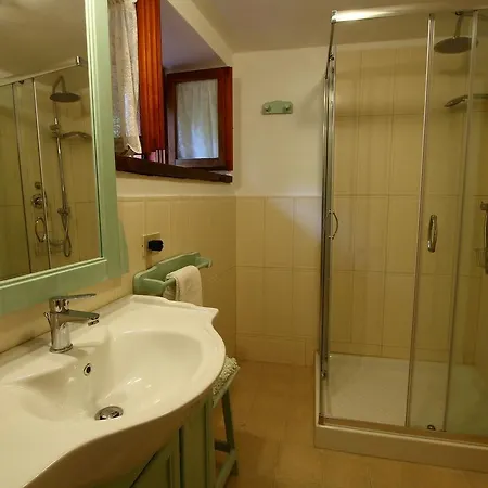 别墅 Spacious In With Swimming Pool